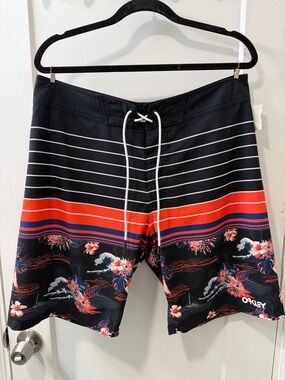 Oakley Men’s Floral Stripe Board Shorts Black-Red-Blue Surf Swim Trunks